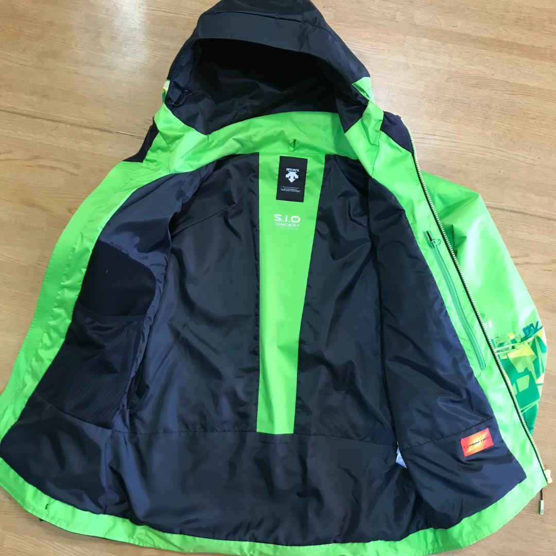 最終価格DESCENTE 　オガサカチームストレッチ中綿入りジャケット　Lサイズ