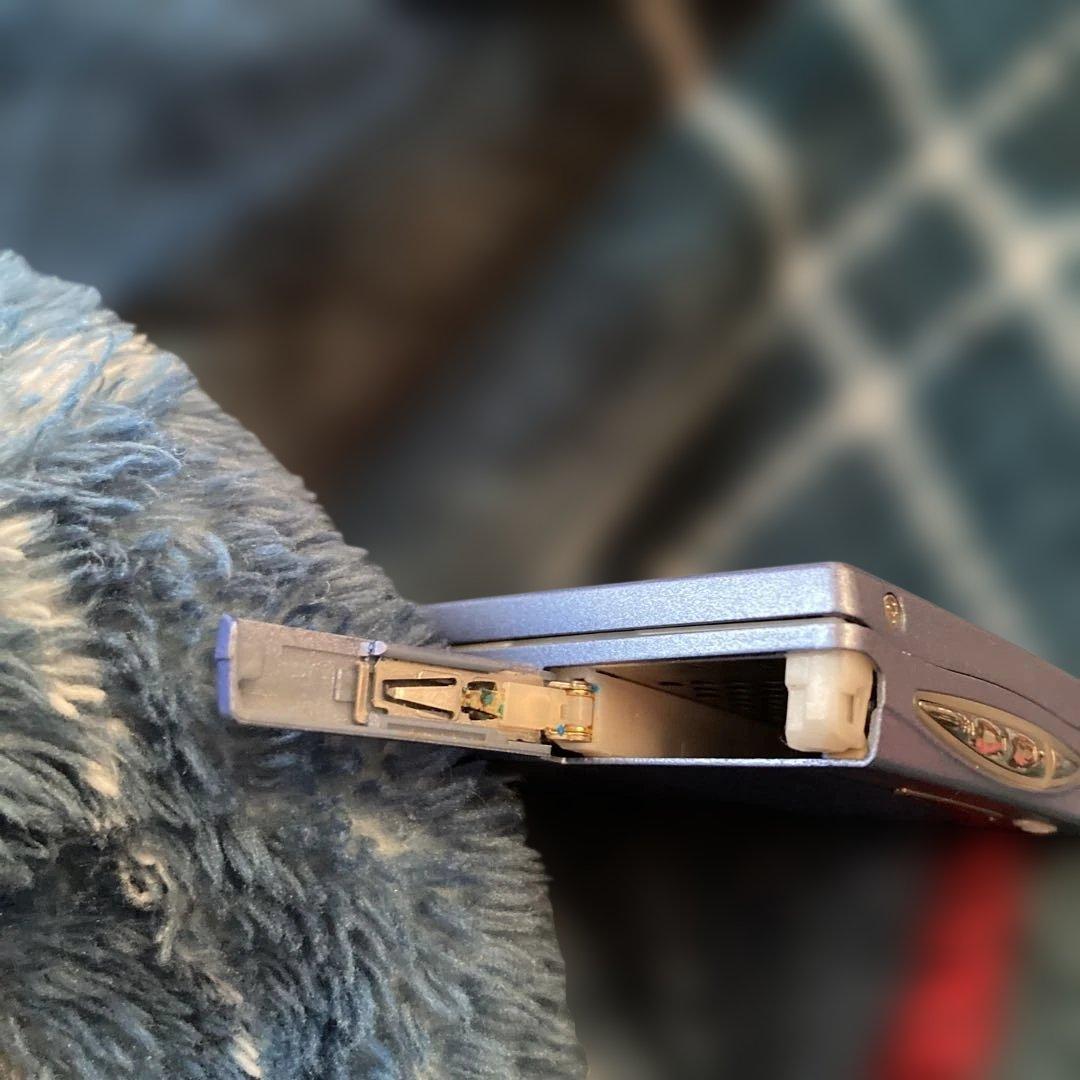 SONY ポータブルミニディスクプレーヤー MZ-E909