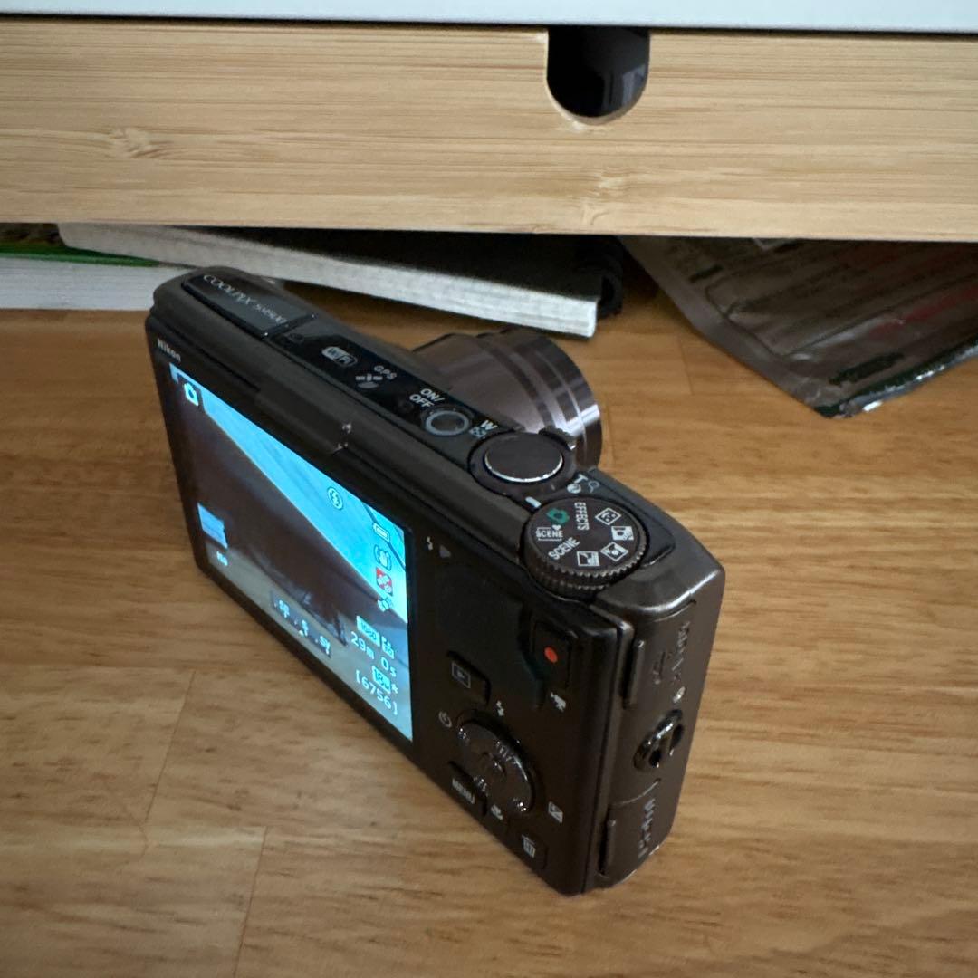 Nikon COOLPIX S9500 22倍ズーム