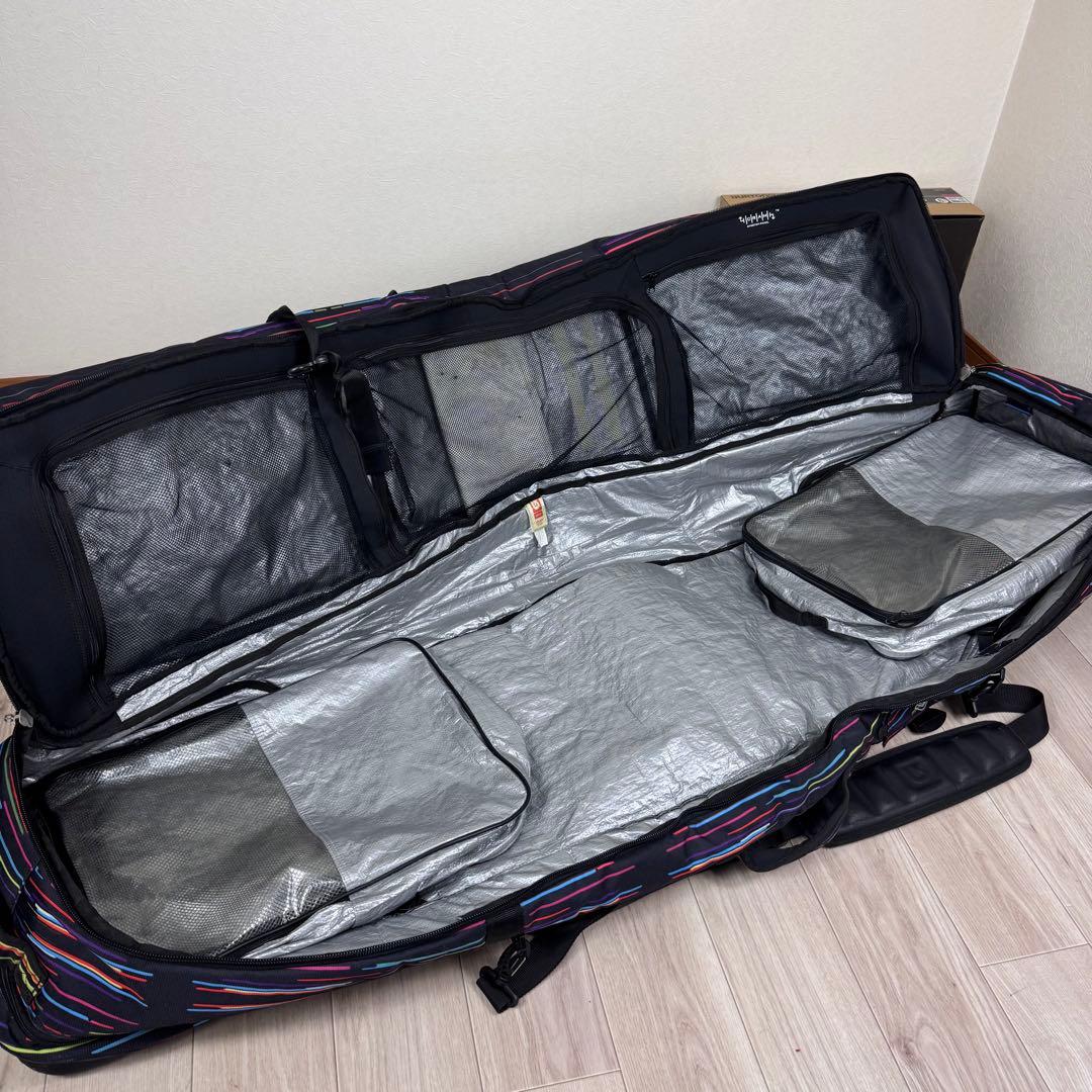 専用Burton キャスター付き スノーボードバッグ156cm
