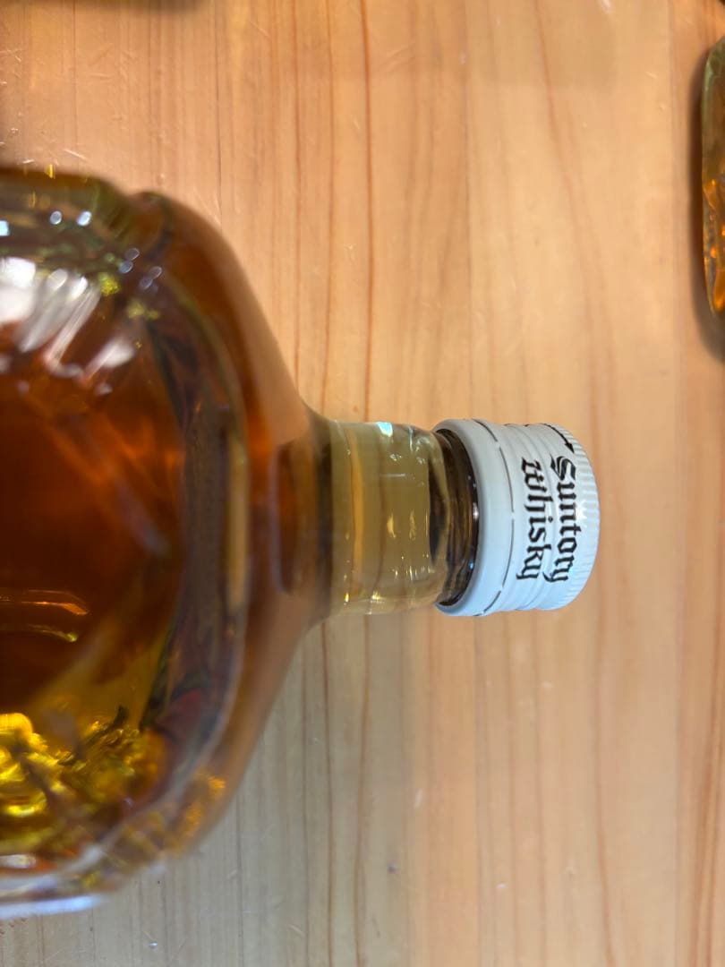 ニッカウィスキー　白角　サントリーウィスキー　トリスextra