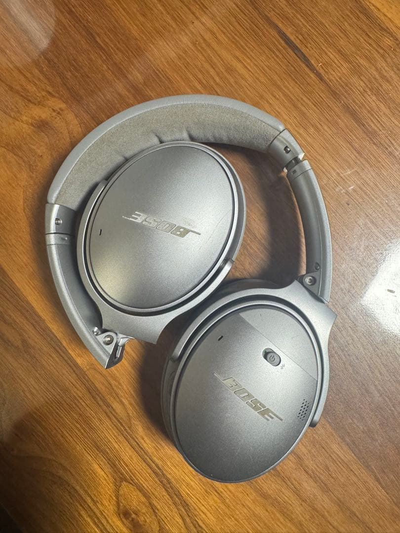 Bose QuietComfort 35 ワイヤレスヘッドホン　シルバー