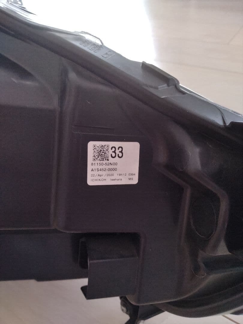 トヨタ シエンタ　 ヘッドライト