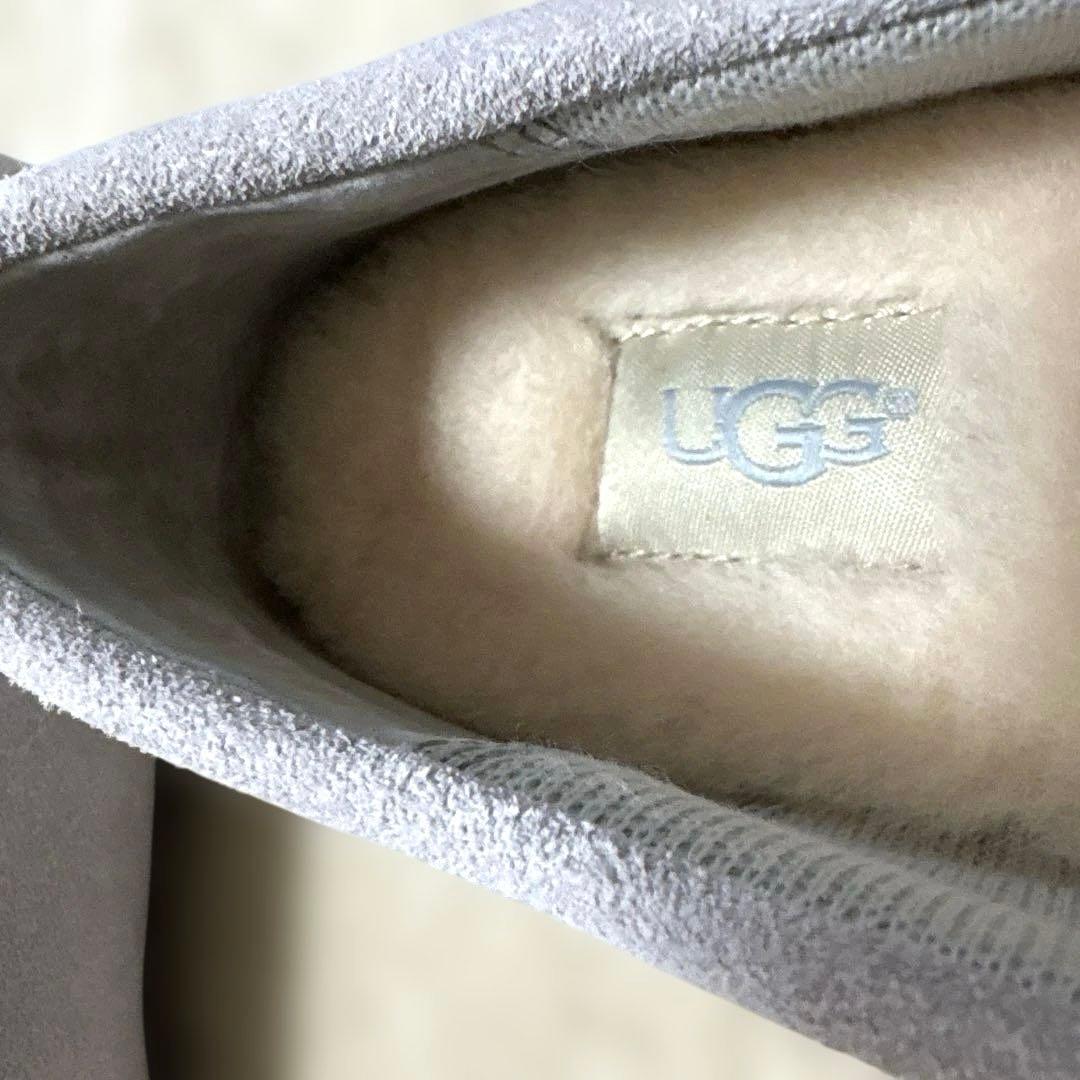 ★ちゃこん★ UGG グレー スエード モカシン 花24cm