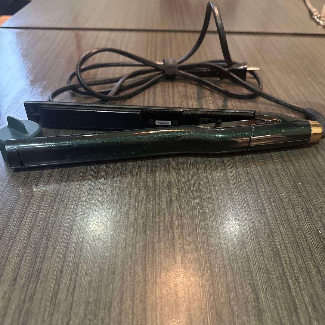 HAIRBEAURON 7D　ストレートアイロン　ヘアビューロン