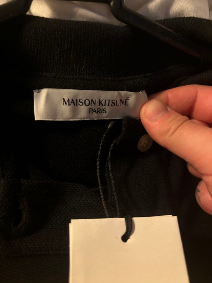 MAISON KITSUNÉ ブラック ポロシャツ S