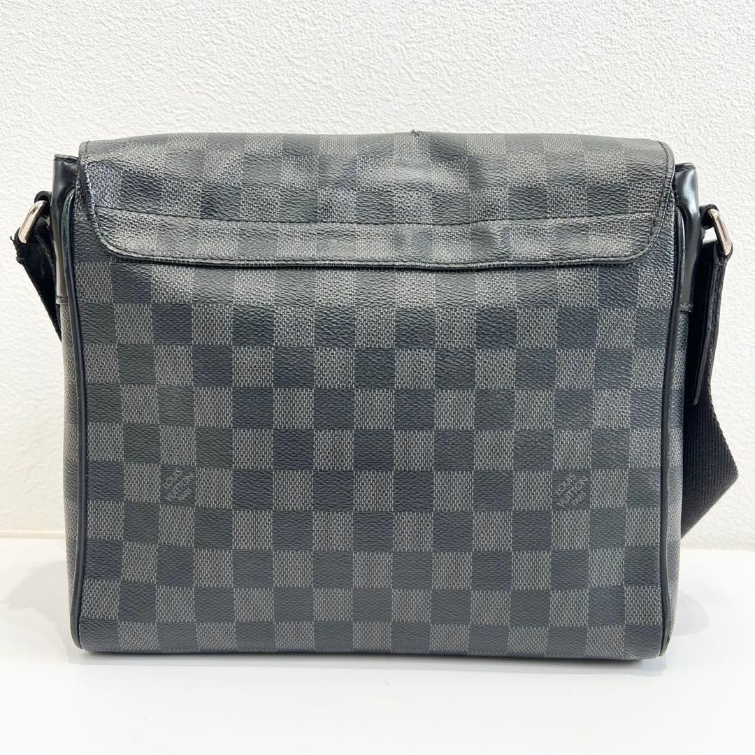 バッグ LOUIS VUITTON DISTRICT LOGO SHOULDER BAG