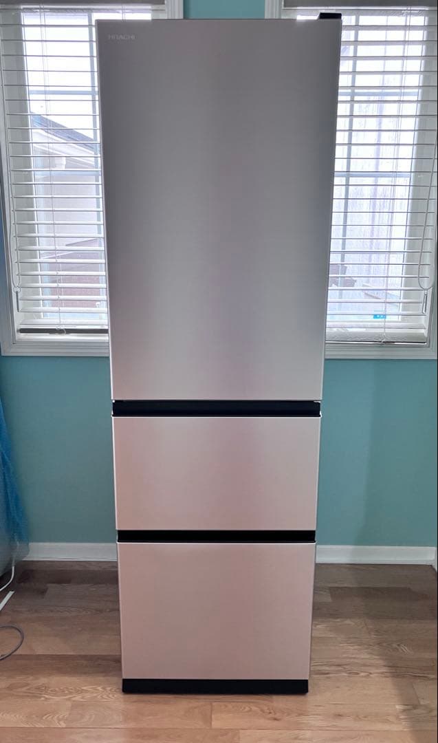 24時までタイムセール！2024年製！HITACH 冷凍冷蔵庫　R-V32TV