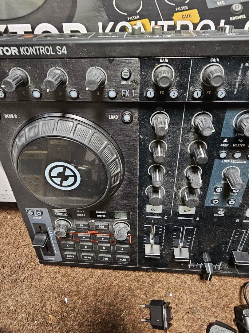 Ade様 NI Traktor KONTROL S4