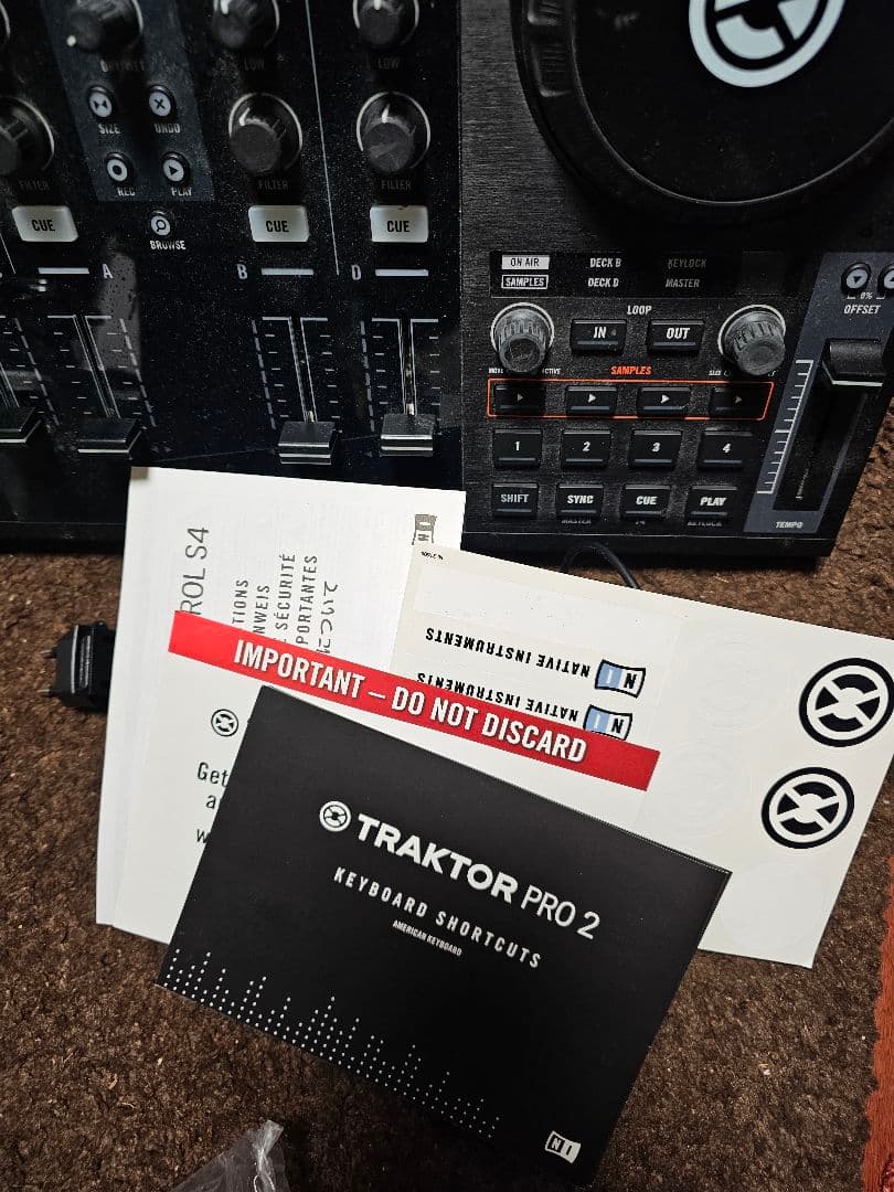 Ade様 NI Traktor KONTROL S4