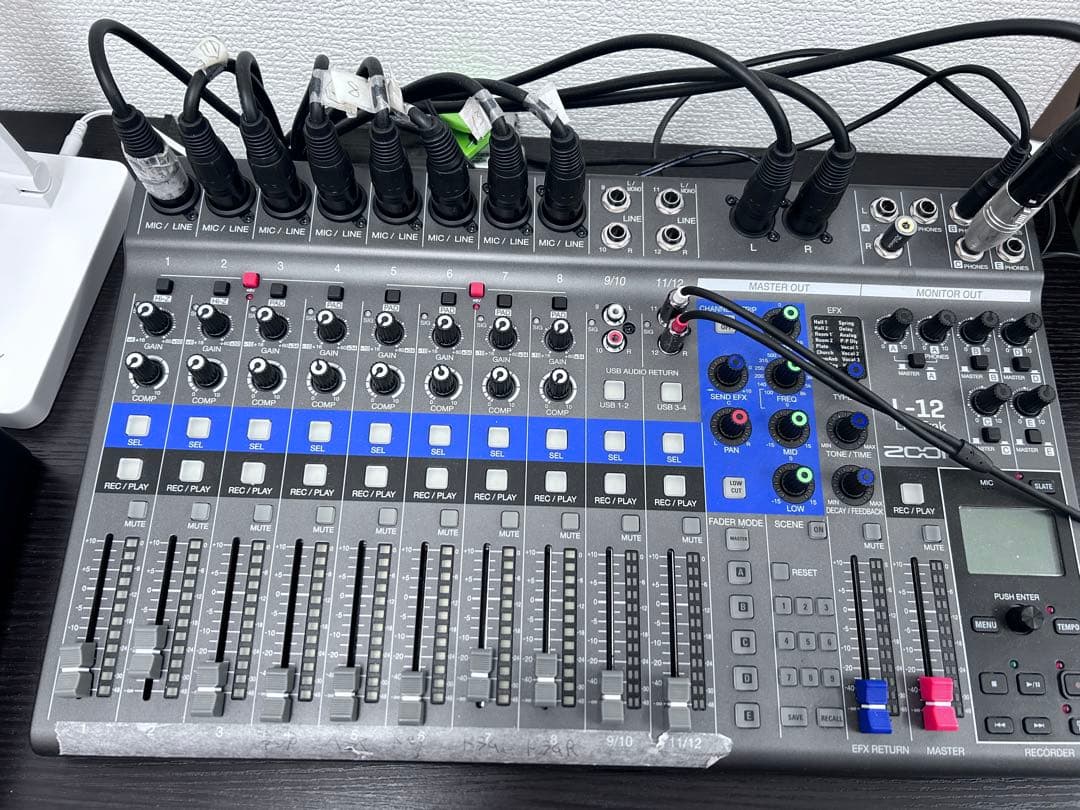 k*k様 ZOOM livetrak-12(l-12)デジタルミキサー