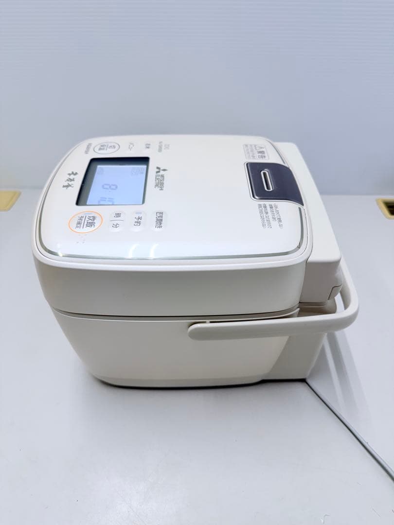 三菱 IH 炊飯器 本炭釜 NJ-SW069-W 3.5合 （0.63L)