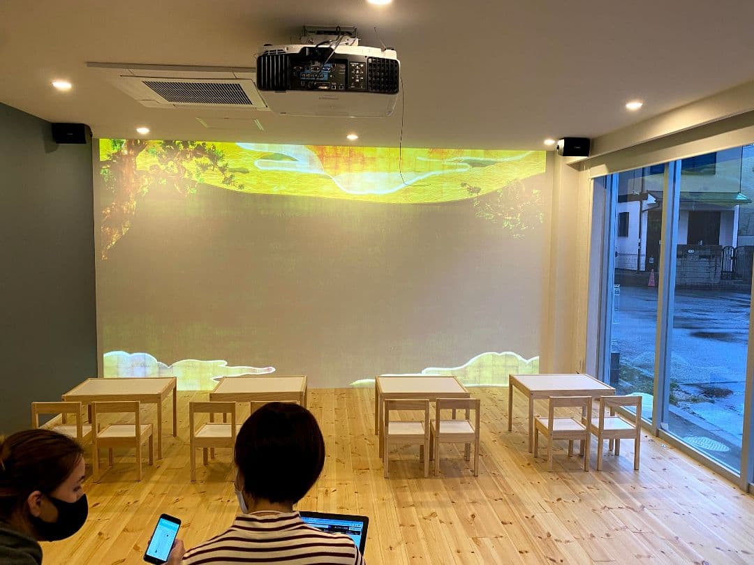 EPSON 4k対応ビジネスプロジェクターEB-L1100U レンズ付