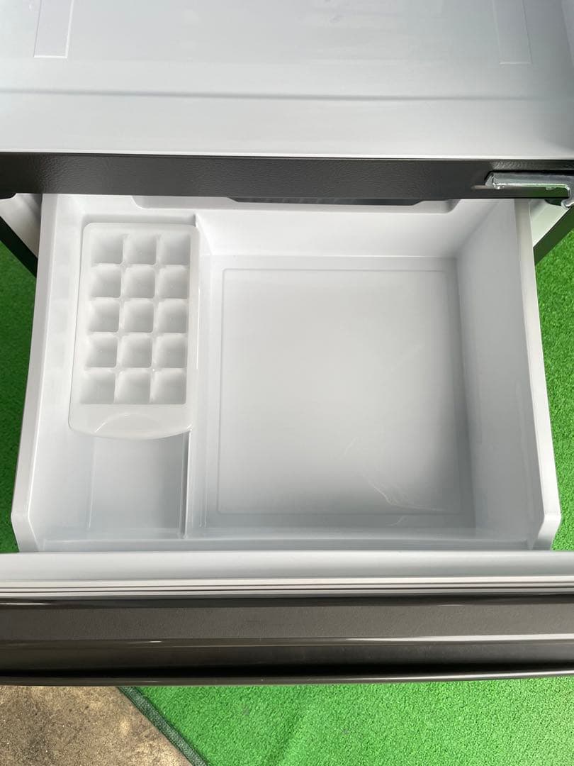 753美品✨ アクア おしゃれ木目調ウッドブラック大きめ2ドア冷蔵庫 201L