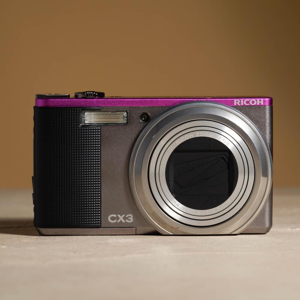【憧れのコンデジっぽさを味わえる】RICOH CX3 ピンク
