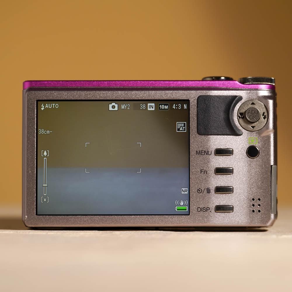 【憧れのコンデジっぽさを味わえる】RICOH CX3 ピンク