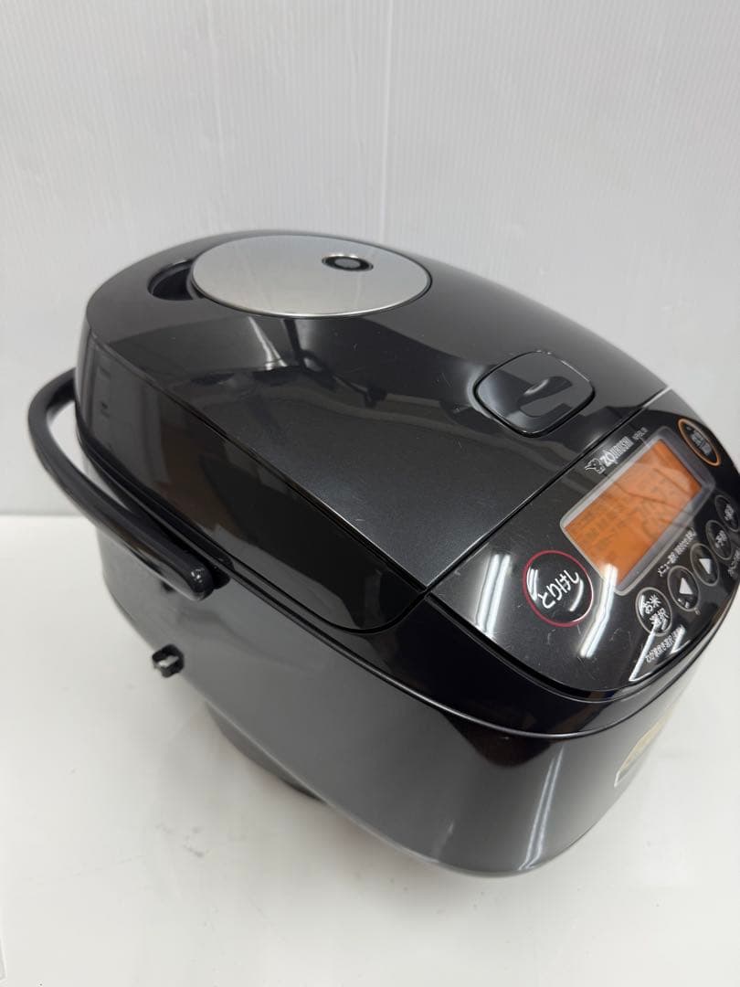 Zojirushi NP-BL18 圧力IHジャー炊飯器　2022年製