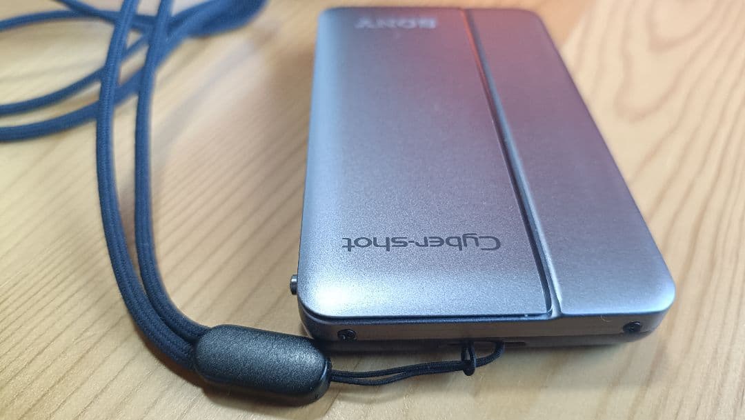 ☆Putri Refa Refianti様 DSC-TX66コンデジ現状品☆