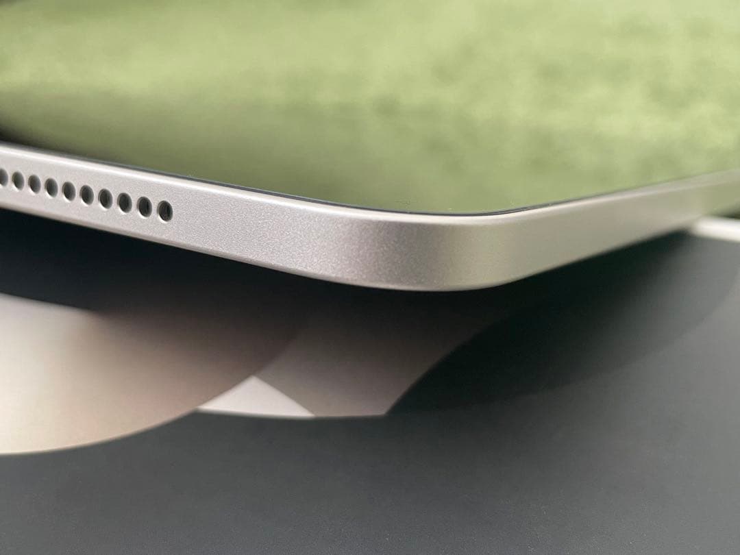 年始SALE！【４点セット美品】iPad Air第5世代64G バッテリー99%