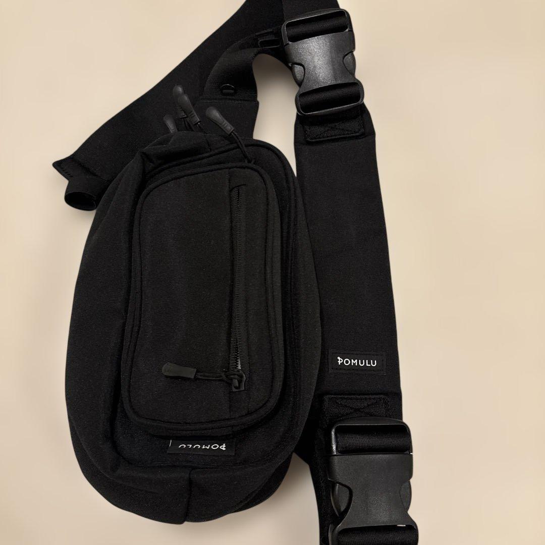 POMULU 2way ヒップシート ブラック