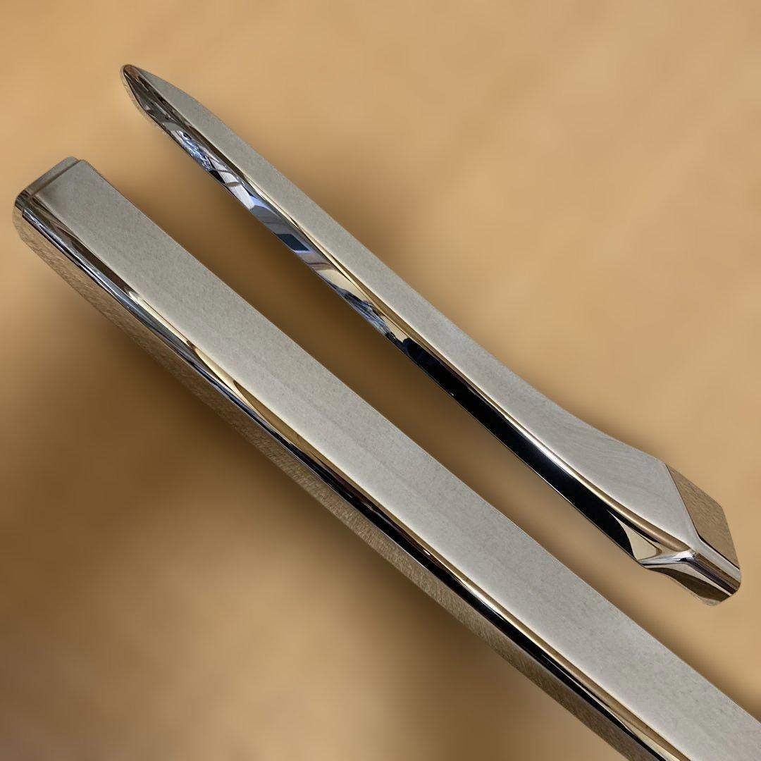 アルファード/ヴェルファイア40系フードガーニッシュ