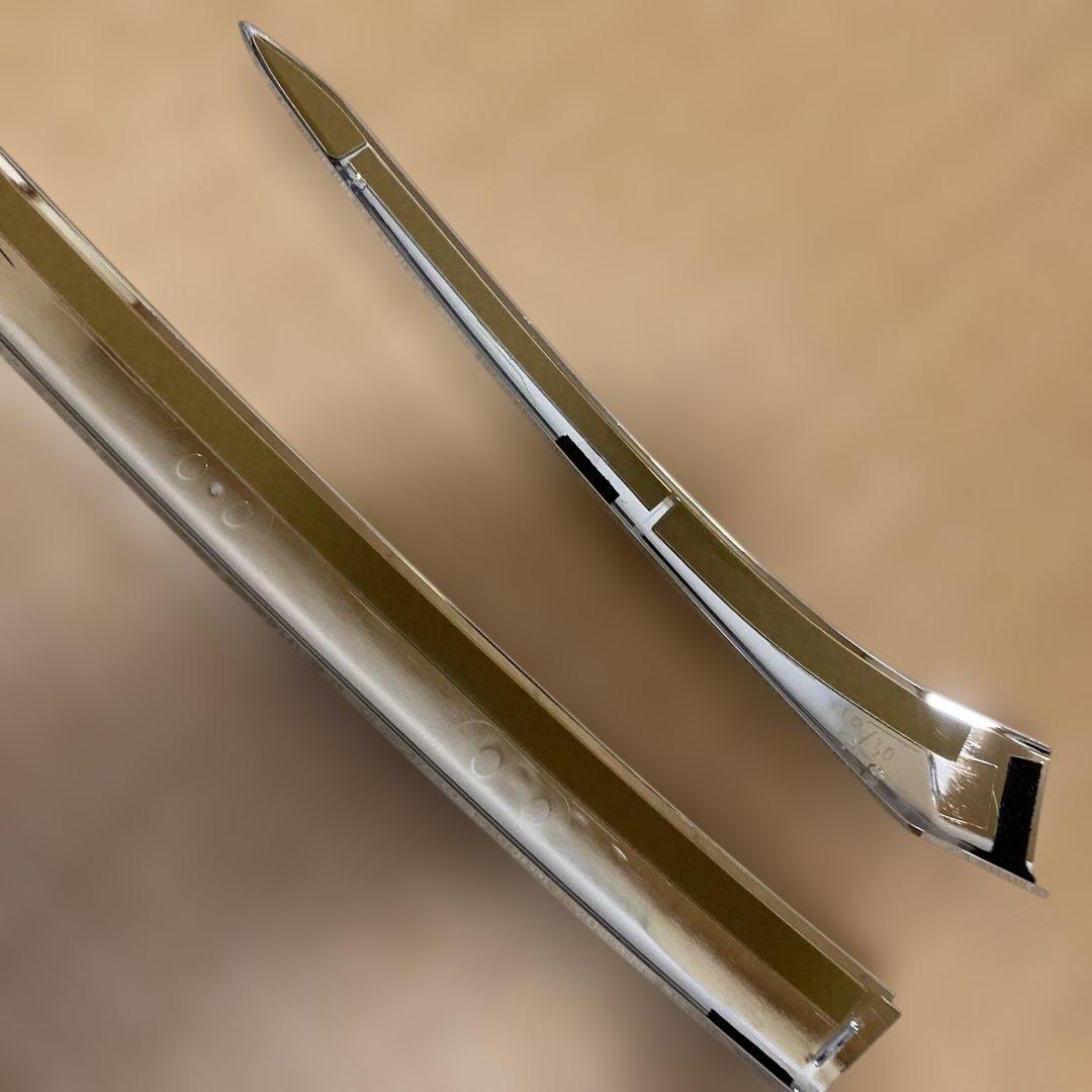 アルファード/ヴェルファイア40系フードガーニッシュ