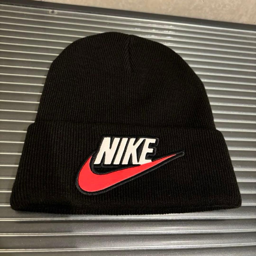 【新品・未使用】supreme nike ビーニー　ブラック