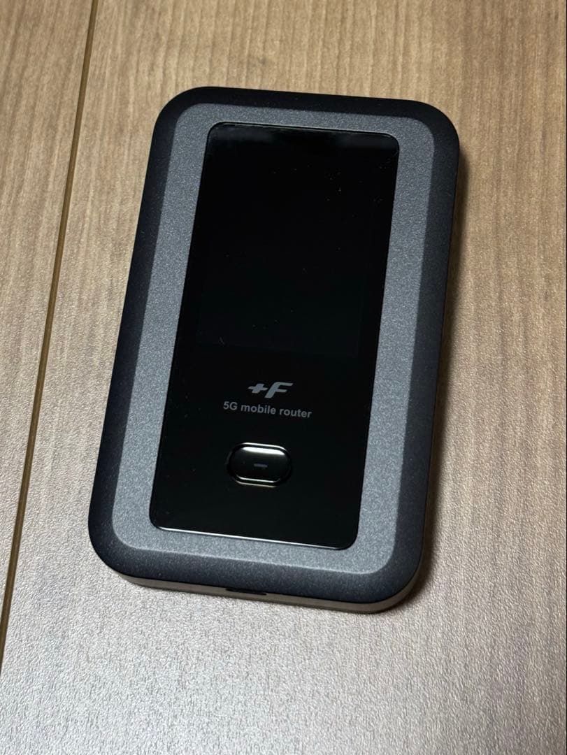 【新品同様】富士ソフト +F FS050W