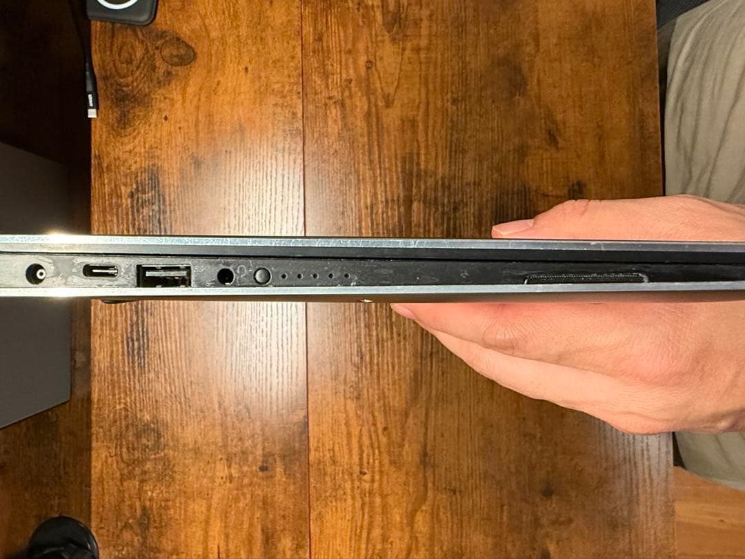 Dell XPS 13 i5/8GB/256GB US配列バッテリー新品付属完備