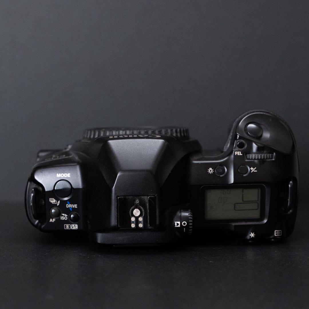 Canon キヤノン EOS3 フィルムカメラ