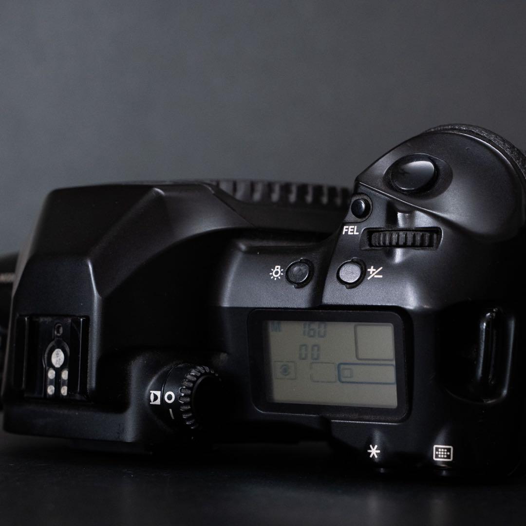 Canon キヤノン EOS3 フィルムカメラ