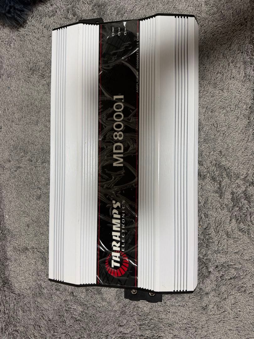 タランプス MD8000 1ohm アンプ