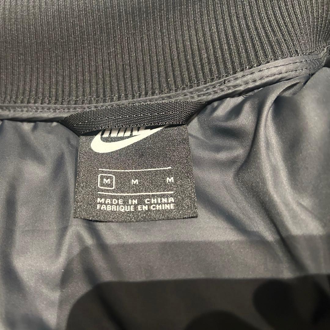 NIKE ダウンジャケット　ブラック　Mサイズ