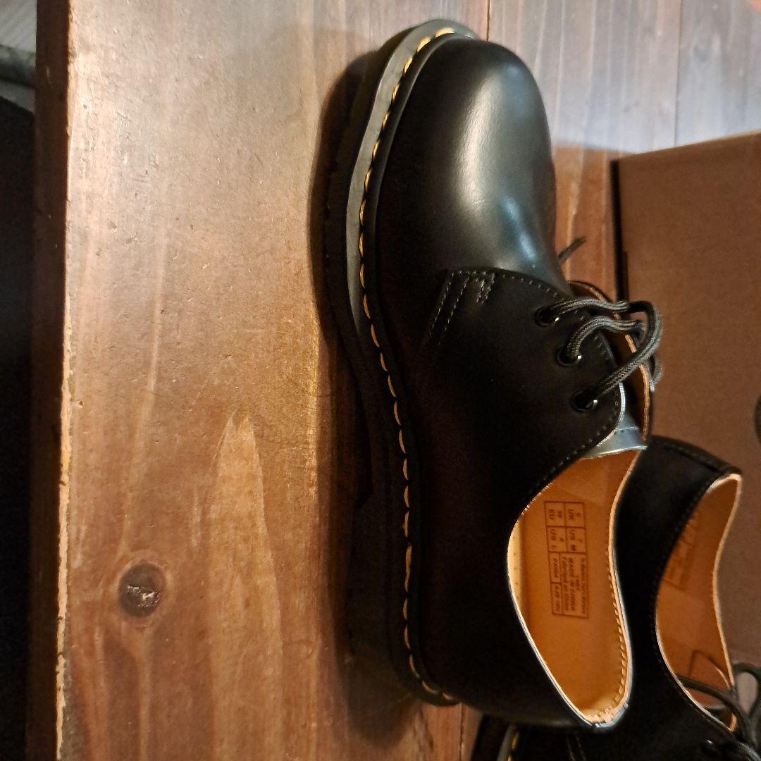 Dr. Martens 3ホール