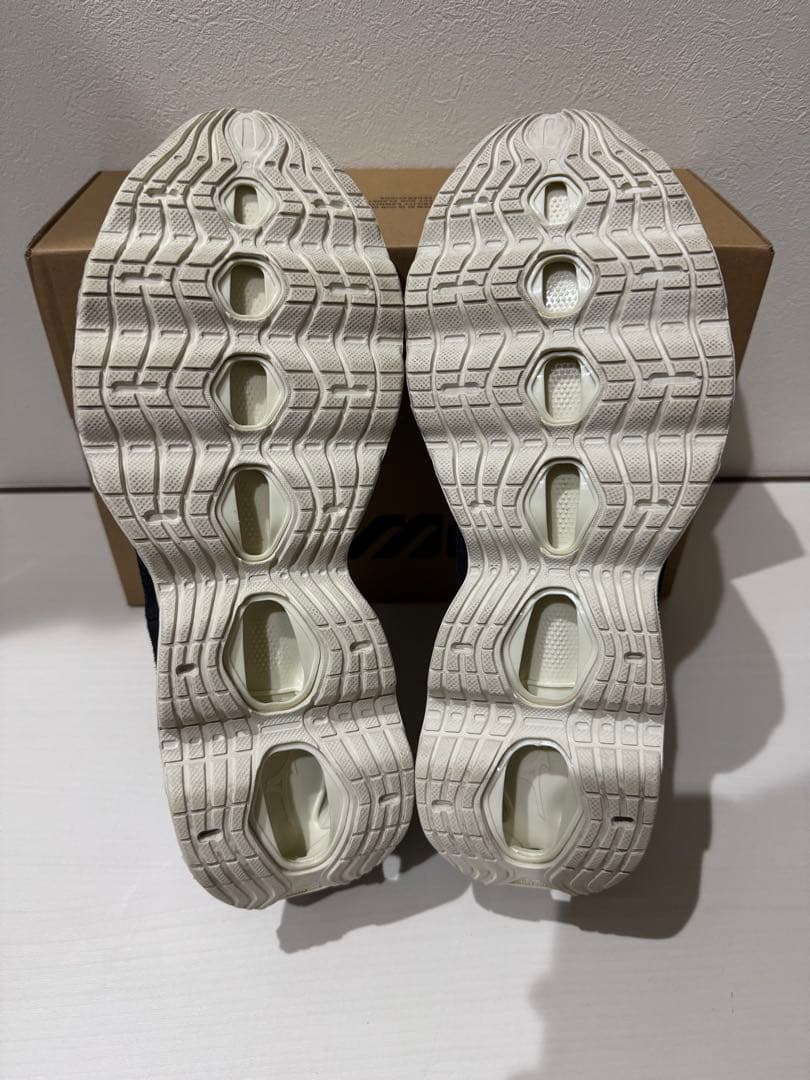 ミズノ Wave Prophecy Moc ゴアテックス ブラック オフホワイト