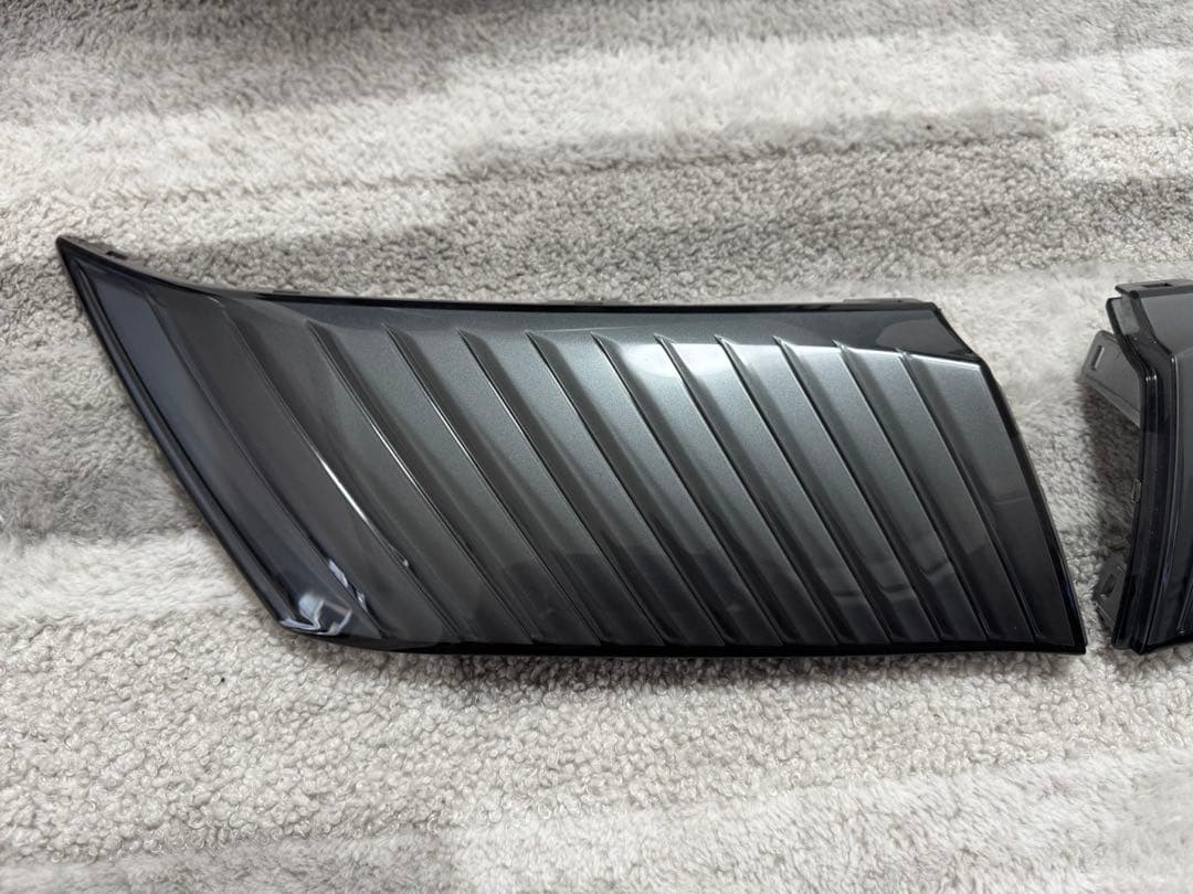 ハリアー60系 後期 純正フロントグリル