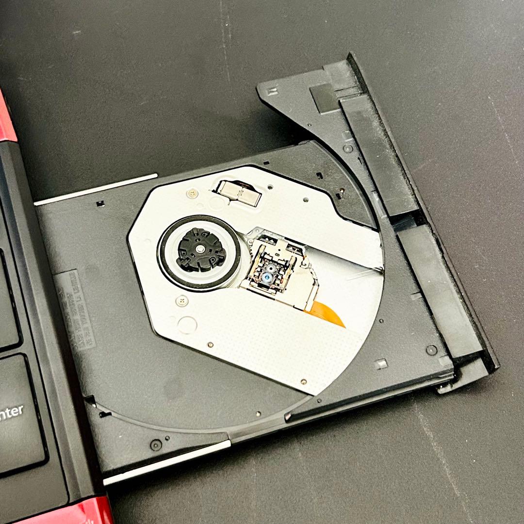 富士通 ブルーレイ搭載 Windows11 Intel Core-i3 レッド