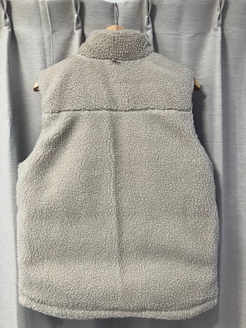 【美品】patagonia リバーシブルダウンベスト(サイズ:メンズXS)