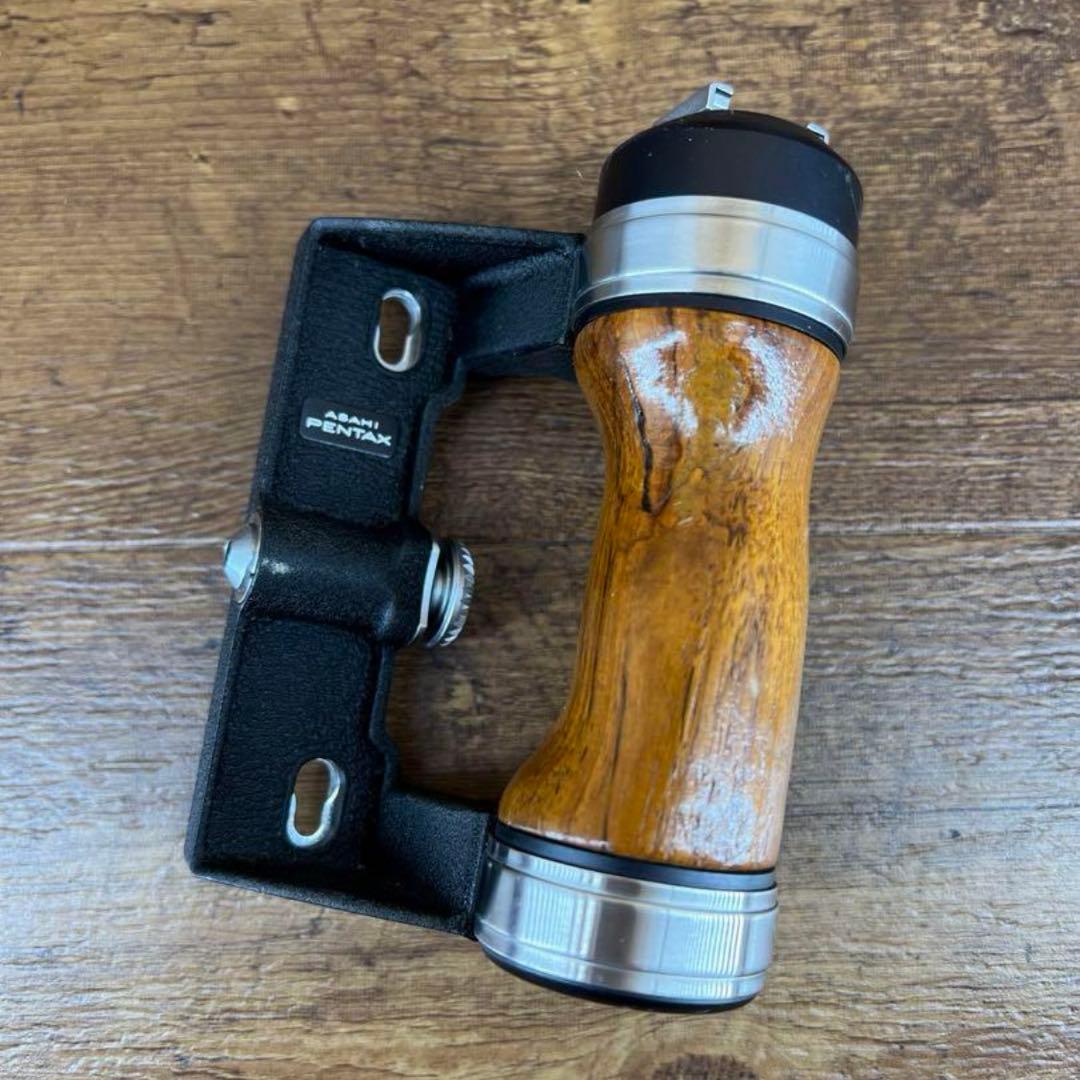 ペンタックス　PENTAX67 PENTAX6×7 ウッドグリップ　L-14