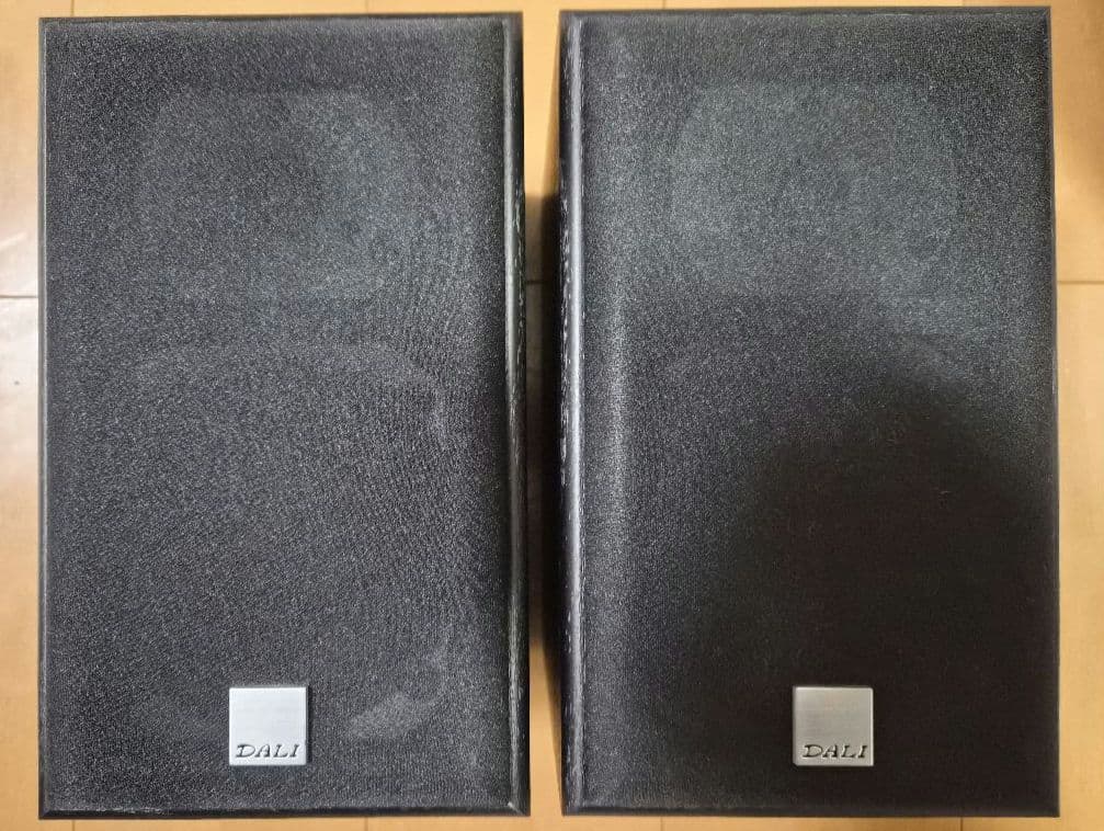 【スピーカーケーブル付】ダリ　DALI SPEKTOR1(2台一組)