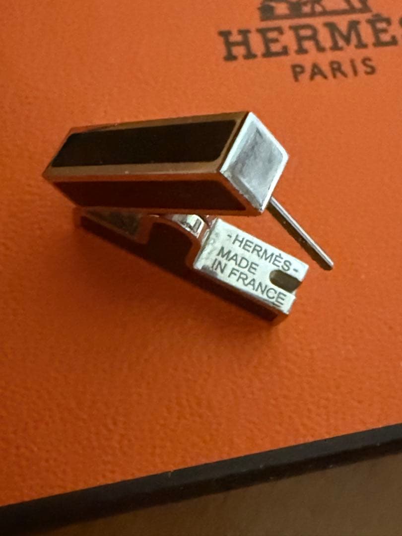 【最安値】 HERMES ピアス Hロゴ シングルハウンドトゥース 片耳用