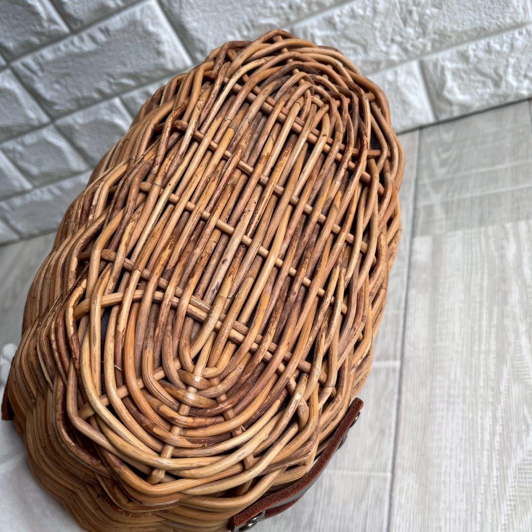 【美品】ebagos エバゴス カゴバッグ 本革×紅藤 被せ付