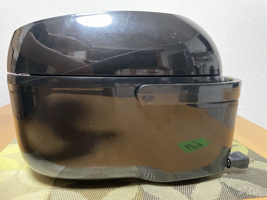 TOSHIBA(東芝)炊飯器 5.5合 真空IH RC-10VRV 2024年製