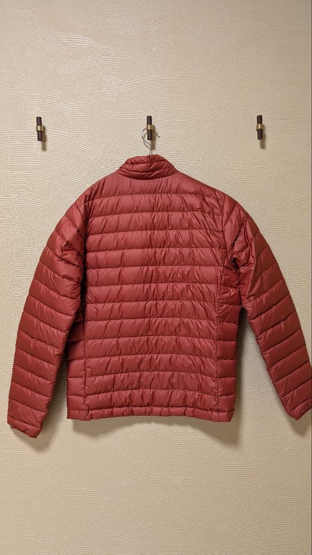 patagonia ダウン セーター S