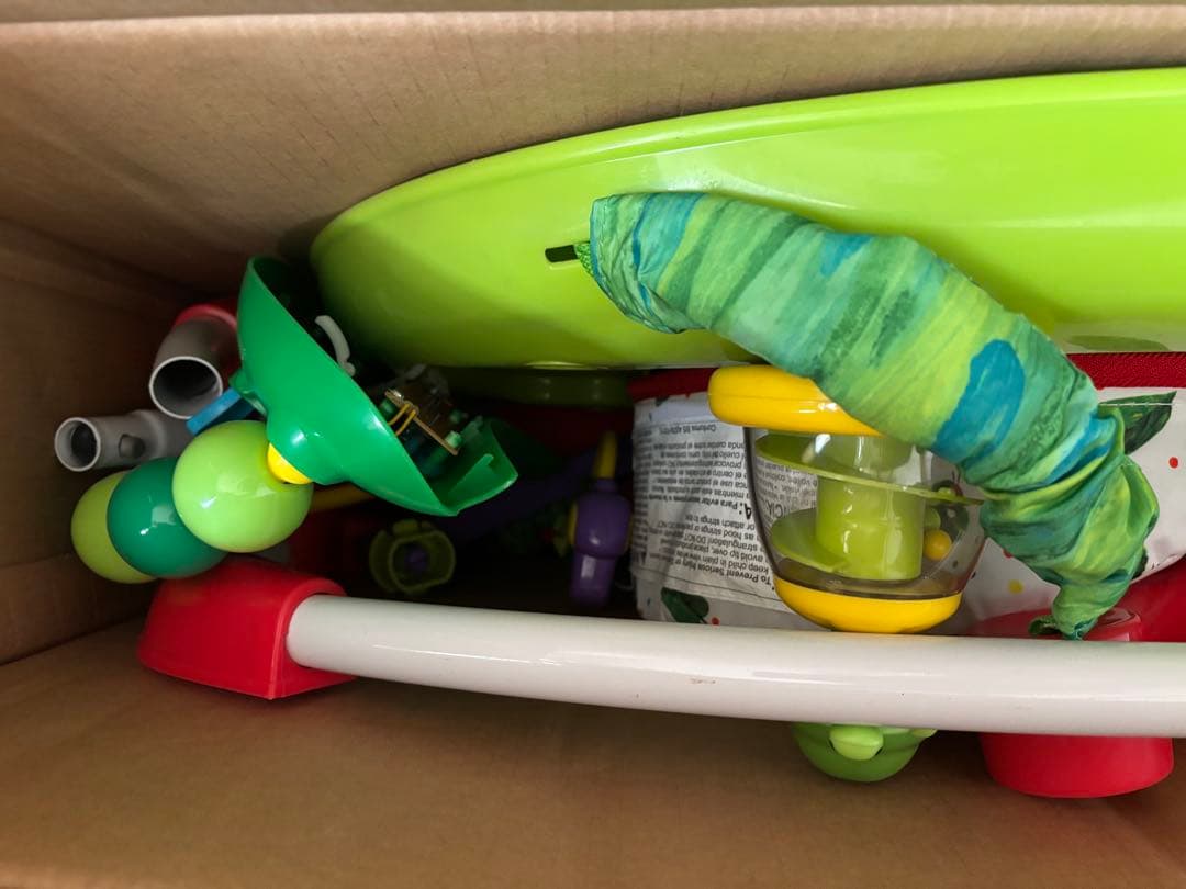 はらぺこあおむし　アクティビティジャンパー ベビージム