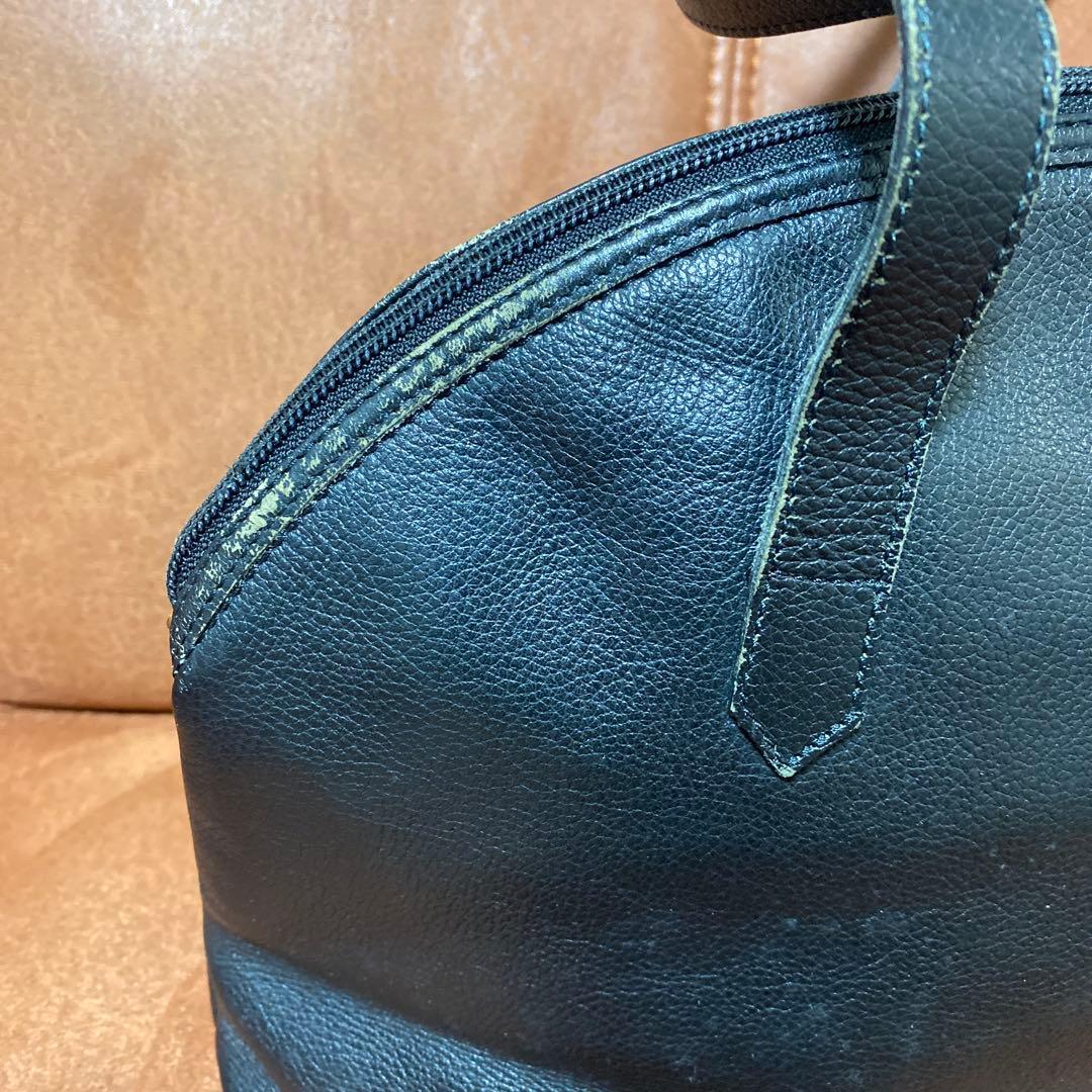 YVES SAINT LAURENTイヴサンローランロゴ刺繍 レザーハンドバッグ