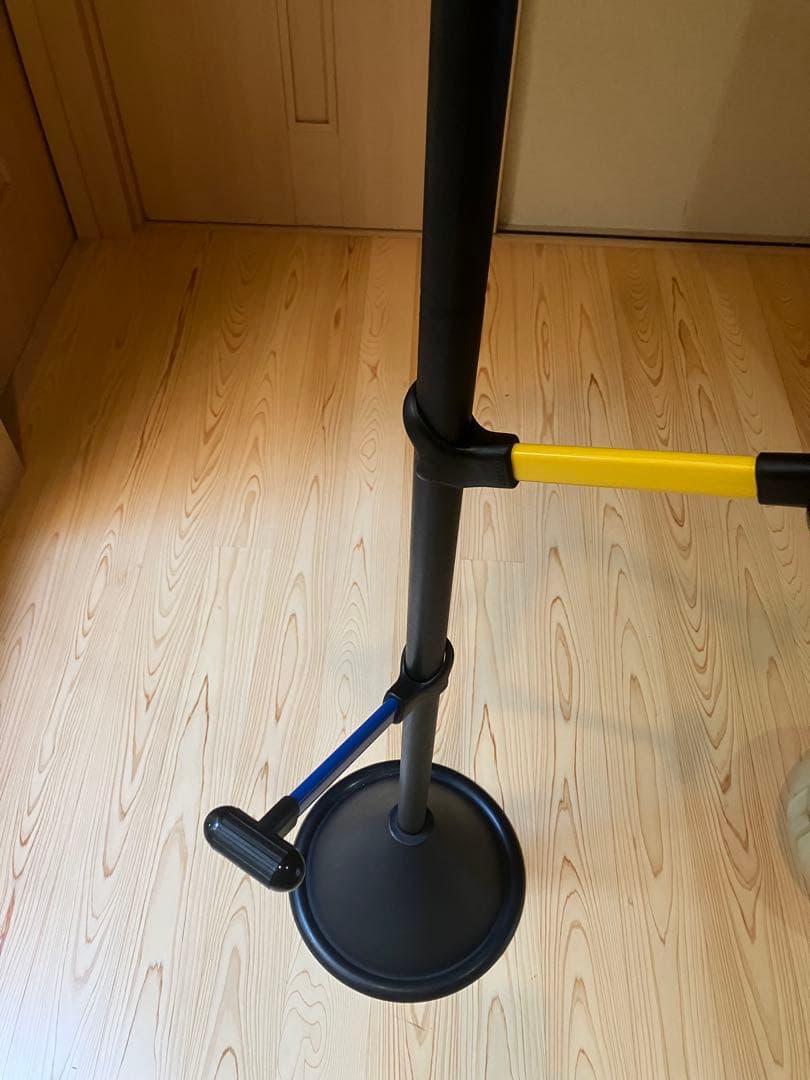 ポールハンガー　ポストモダン　ミッドセンチュリー　デザイン　北欧