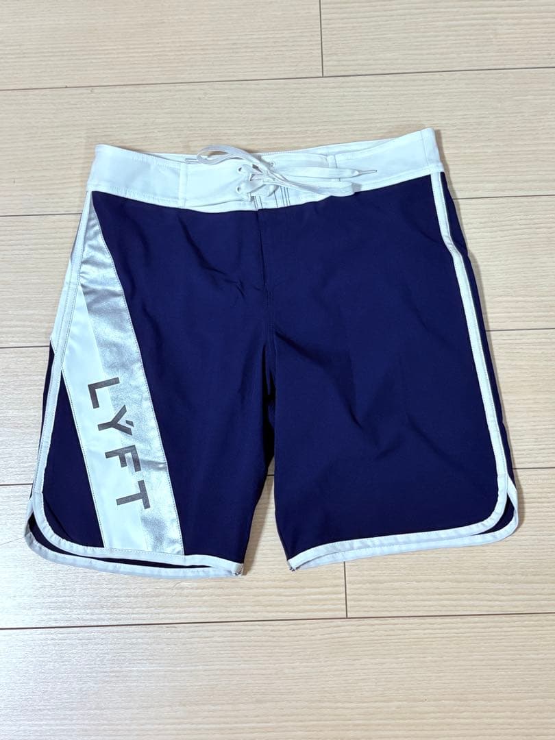 LYFT リフト STAGE SHORTS - ネイビー サーフパンツ S