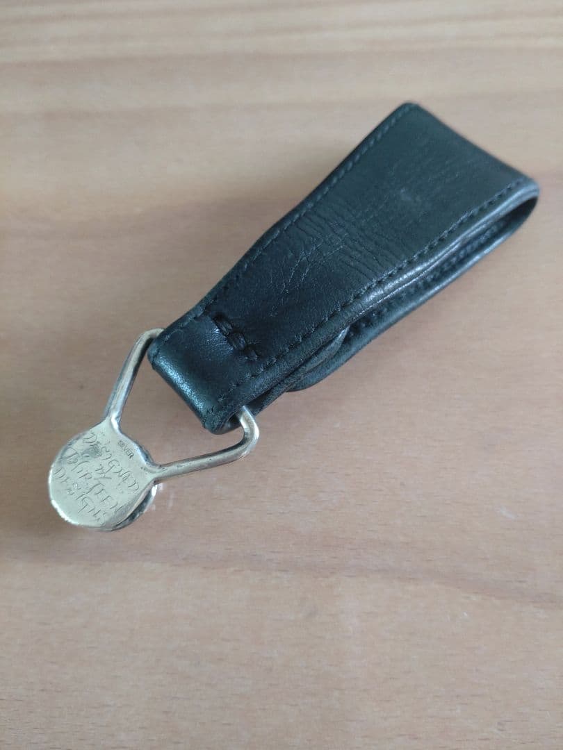 サーティーンデザインズ