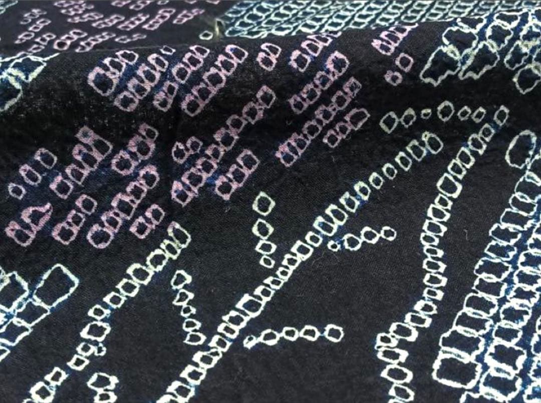 粋な大人の高級浴衣 仕立ての良い逸品◆有松絞り 舞葉文 優しい色味